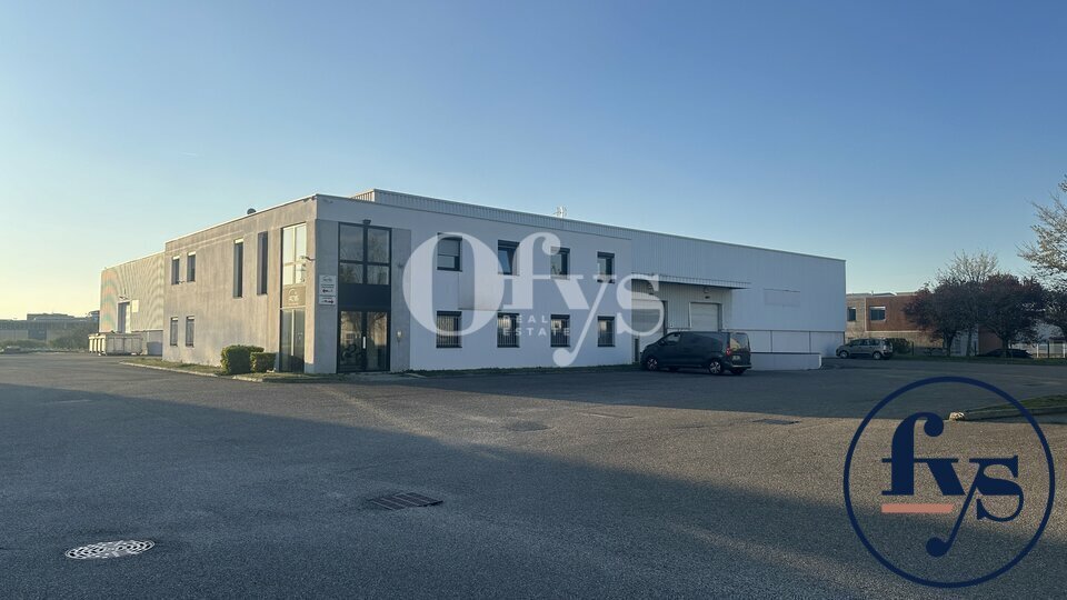 Rue Des Frères Lumière, Chassieu for sale - Building Photo - Image 2 of 13