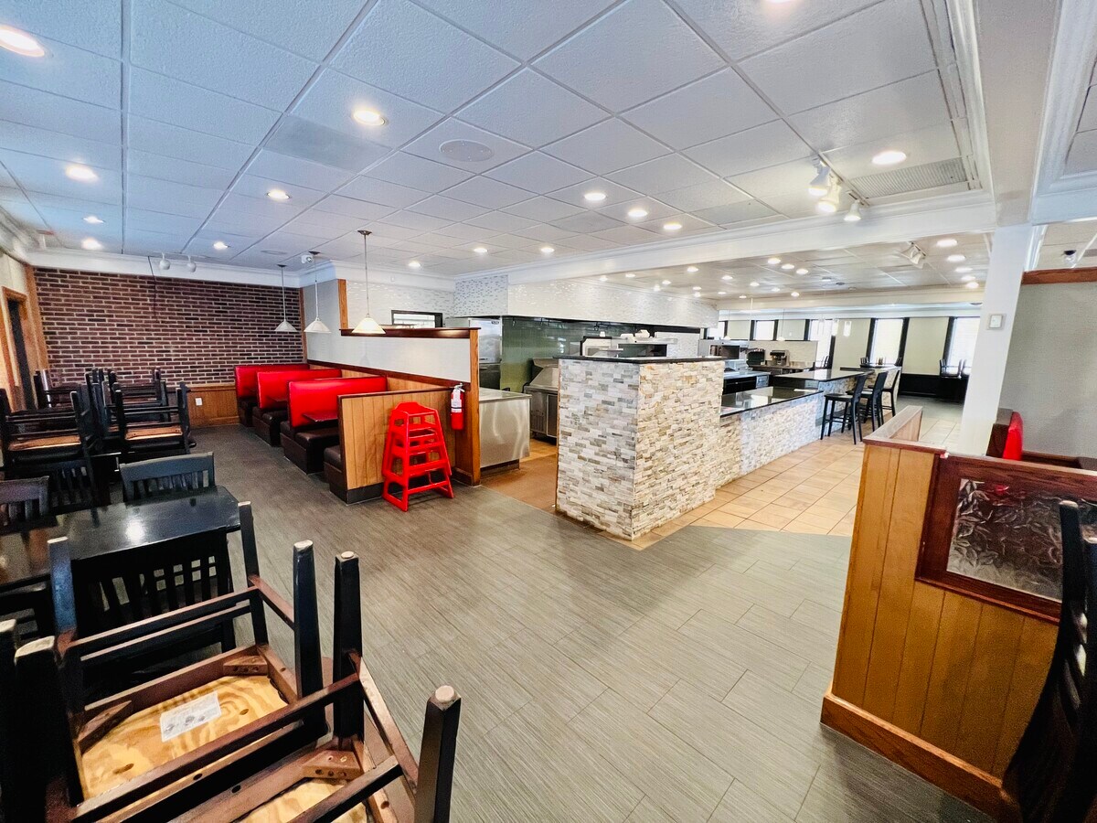 8700 Midlothian Tpke, Richmond 23235 UK