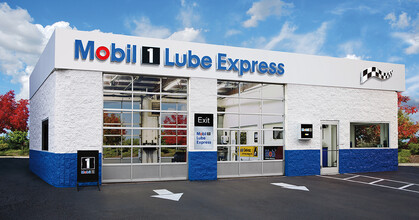 Mobil 1 Lube Express portfolio of 7 properties for sale on LoopNet.co.uk Building Photo- Image 1 of 9