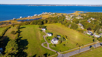 732 Sconticut Neck Rd, Fairhaven, MA for sale Primary Photo- Image 1 of 90