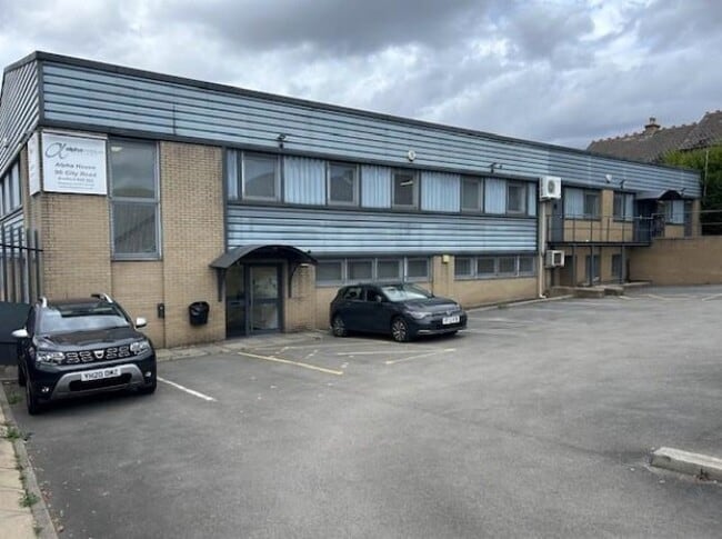More details for 96 City Road, Bradford - Office for Sale