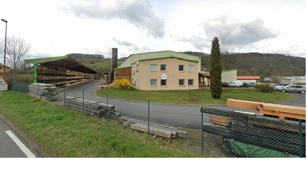 Vente Local d'activités 2 370 m² - Photo 1