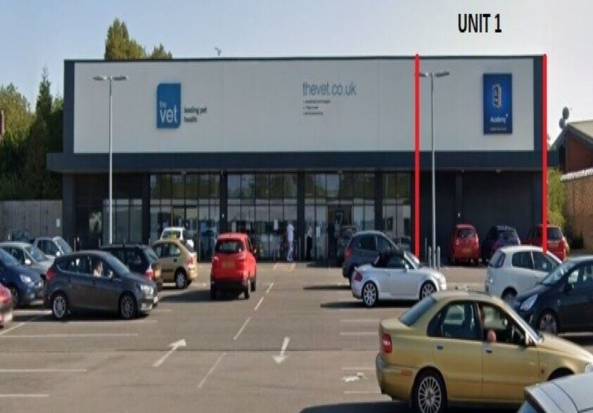 Lorenzo Dr, Liverpool for sale - Primary Photo - Image 1 of 1