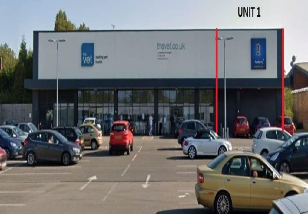 Lorenzo Dr, Liverpool for sale Primary Photo- Image 1 of 1