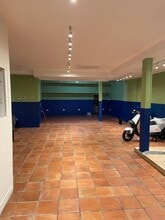 91-101 High St, Croydon to rent Interior Photo- Image 2 of 6