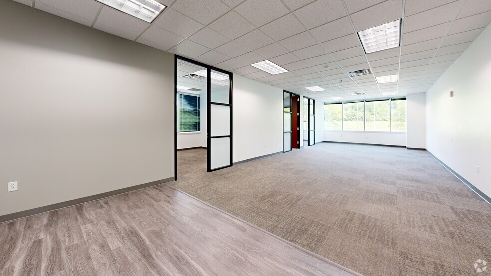 Dual Class A Offices w/ Strong Upside portfolio of 2 properties for sale on LoopNet.co.uk - Matterport 3D Scan - Image 3 of 46