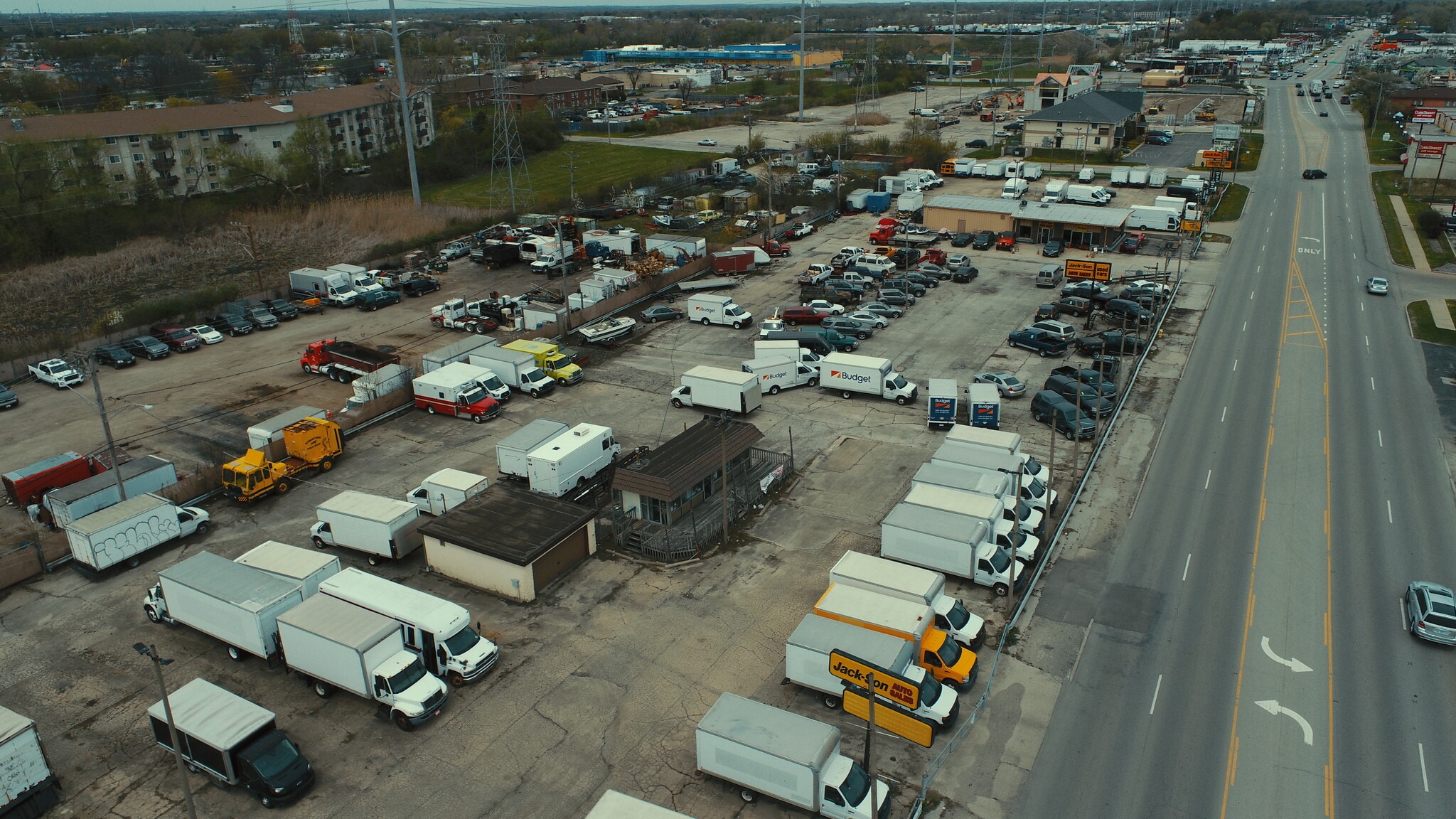 712 S Green Bay Rd, Waukegan, IL to rent Building Photo- Image 1 of 4