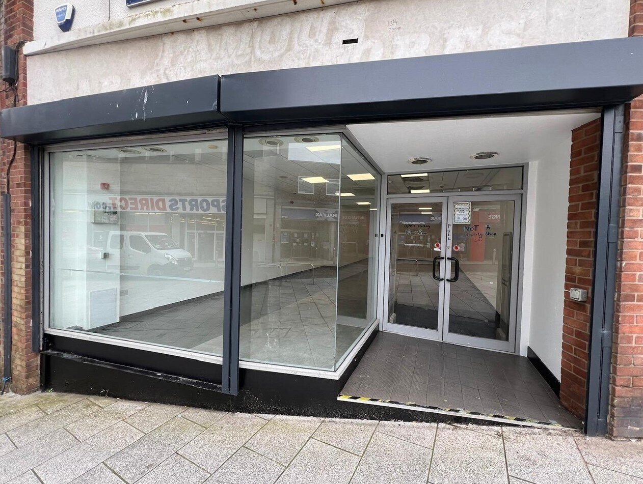 51 Pow St, Workington to rent Building Photo- Image 1 of 5
