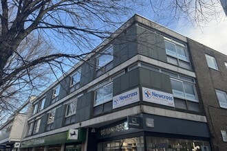 28-36 Commercial Way, Woking to rent Building Photo- Image 2 of 2