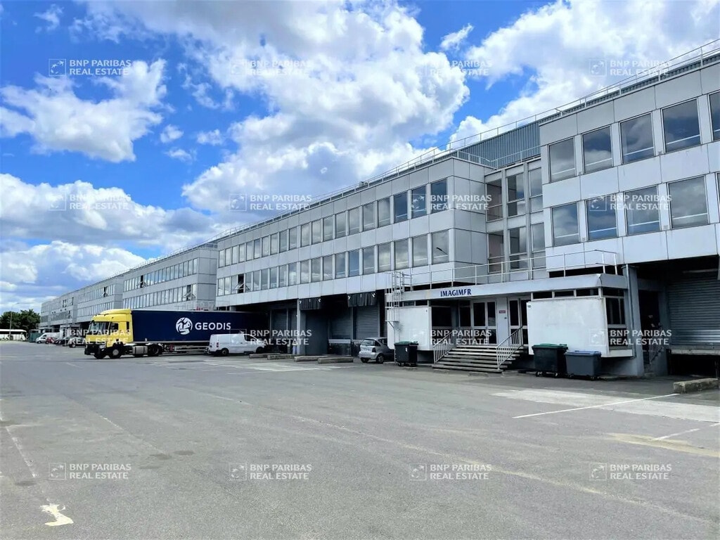 Location Entrepôt logistique 1 584 m² à 9 252 m² - Photo 1