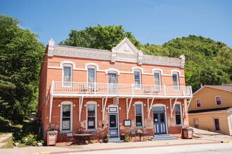 809 N Main St, Alma, WI for sale Building Photo- Image 1 of 1