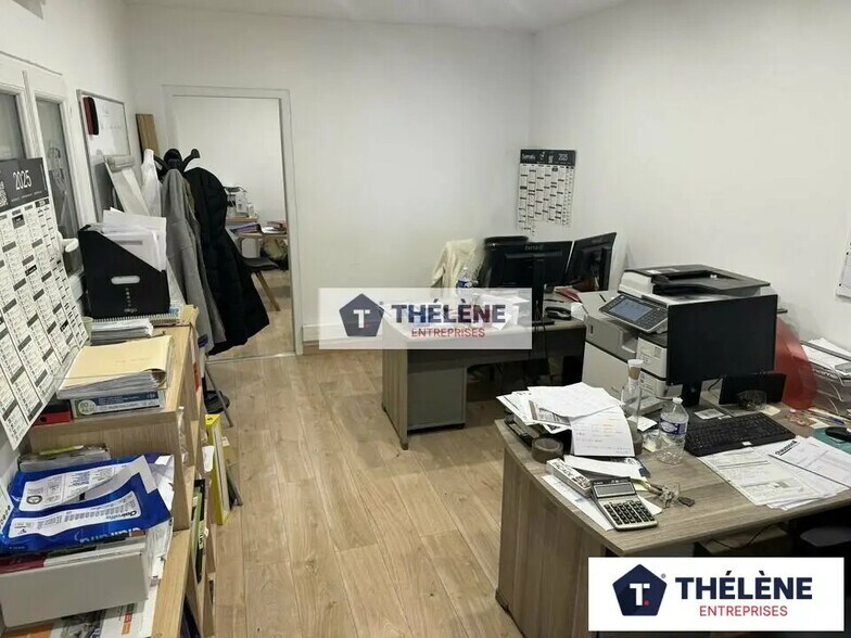 Light Industrial in Mauguio to rent - Interior Photo - Image 2 of 8