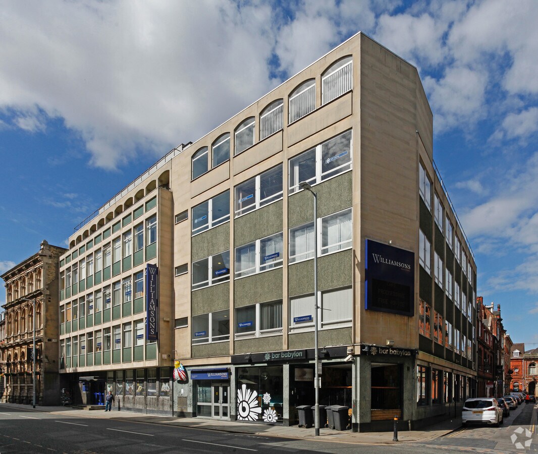 4550 Lowgate, Hull HU1 1YZ UK