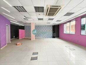 Retail in Segovia, Segovia to rent Interior Photo- Image 1 of 30