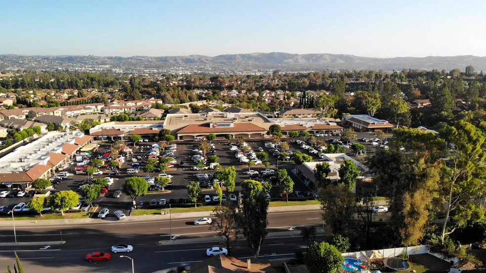 18732-18744 Amar Rd, Walnut, CA for rent - Building Photo - Image 1 of 8