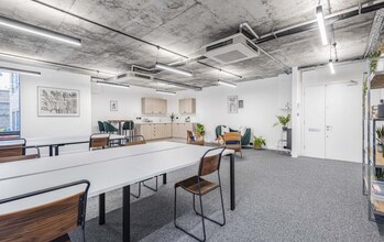 7-15 Drysdale St, London to rent Interior Photo- Image 2 of 4