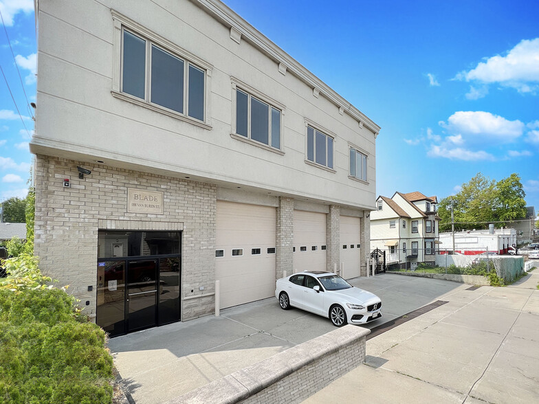 188 Van Buren St, Staten Island, NY for sale - Building Photo - Image 3 of 30