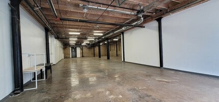 2003 W Fulton St, Chicago, IL to rent Building Photo- Image 1 of 4
