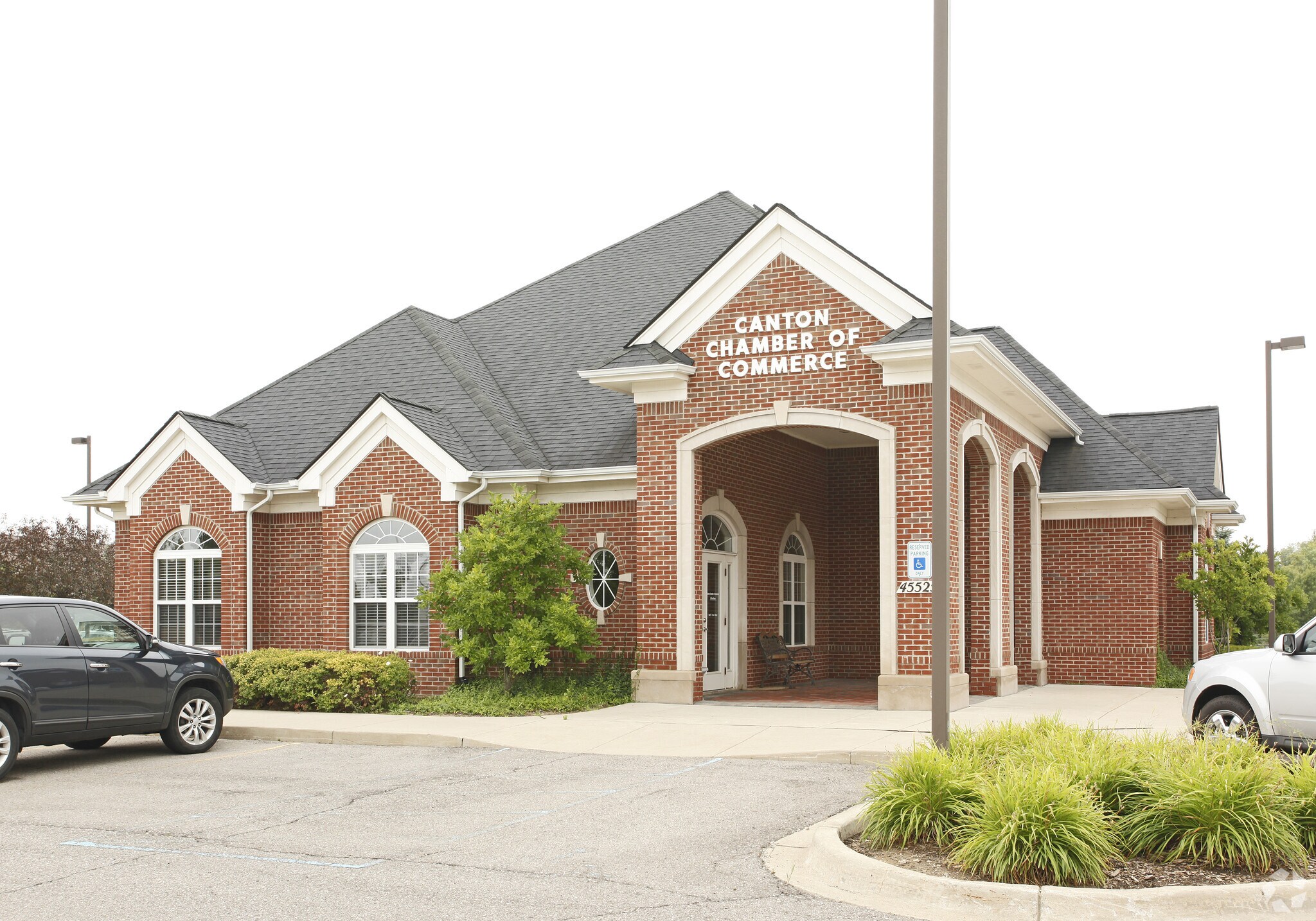 45525 Hanford Rd, Canton, MI for sale Primary Photo- Image 1 of 1