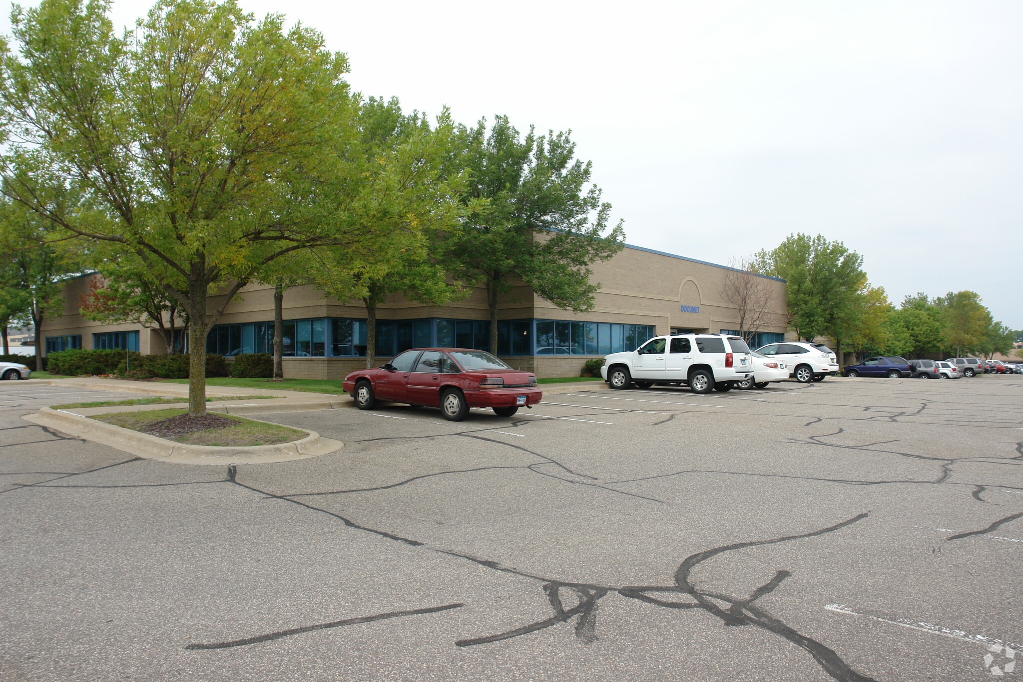 2405-2495 Xenium Ln N, Plymouth, MN for sale Building Photo- Image 1 of 1