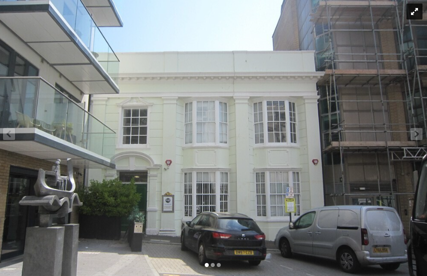 12 Queen Sq, Brighton for rent - Building Photo - Image 1 of 2