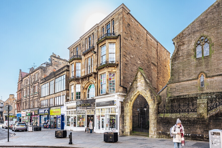 King St, Stirling to rent - Building Photo - Image 1 of 6