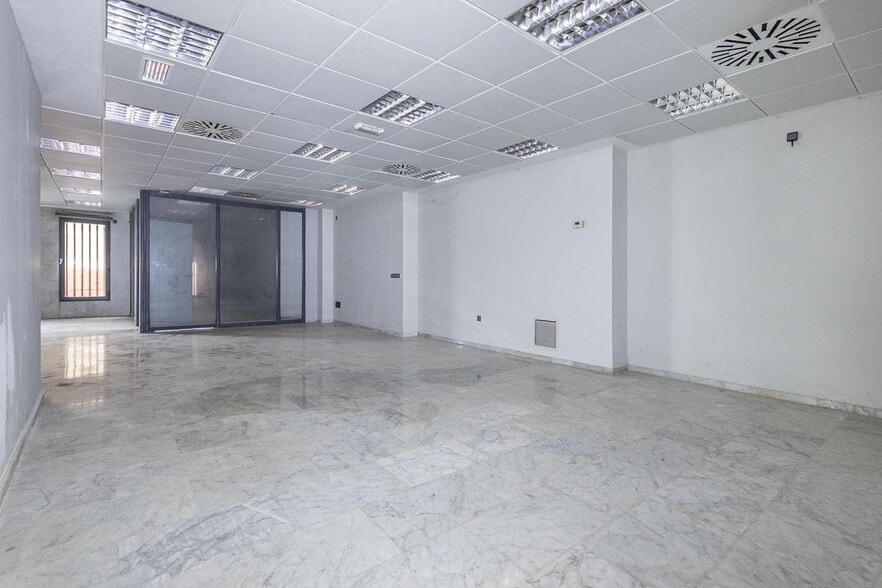 Retail in Iznalloz, Granada for sale - Interior Photo - Image 3 of 21