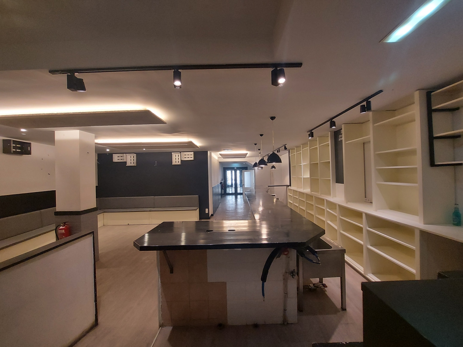 Retail in Logroño, La Rioja to rent Interior Photo- Image 1 of 8