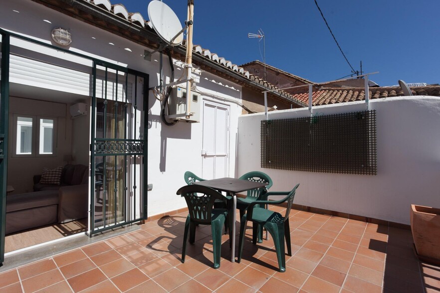 Calle Buensuceso, 30, Granada, Granada for sale - Building Photo - Image 1 of 39