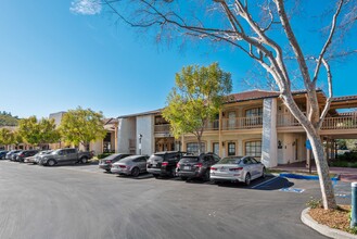 32129 Lindero Canyon Rd, Westlake Village, CA for sale Primary Photo- Image 1 of 1