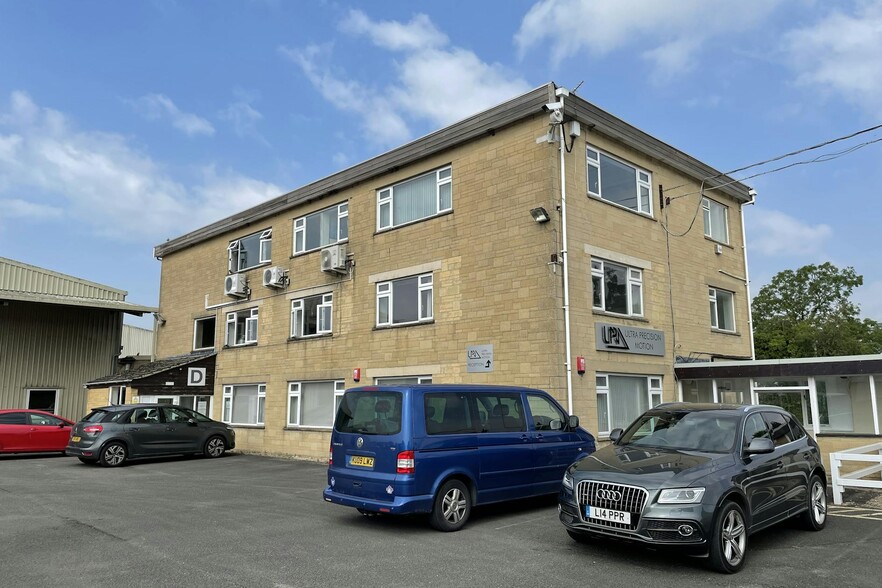 Block D Chelworth Office Centre, Cricklade for rent - Building Photo - Image 1 of 7