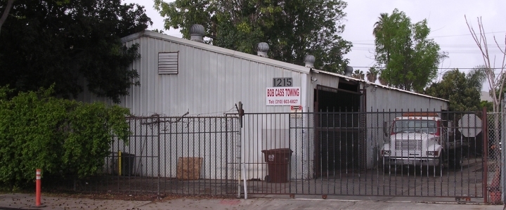 1215 S Alameda St, Compton, CA for sale - Primary Photo - Image 1 of 1