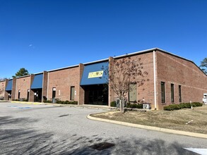 185 Airport Rd, Fayetteville, NC for sale Primary Photo- Image 1 of 1