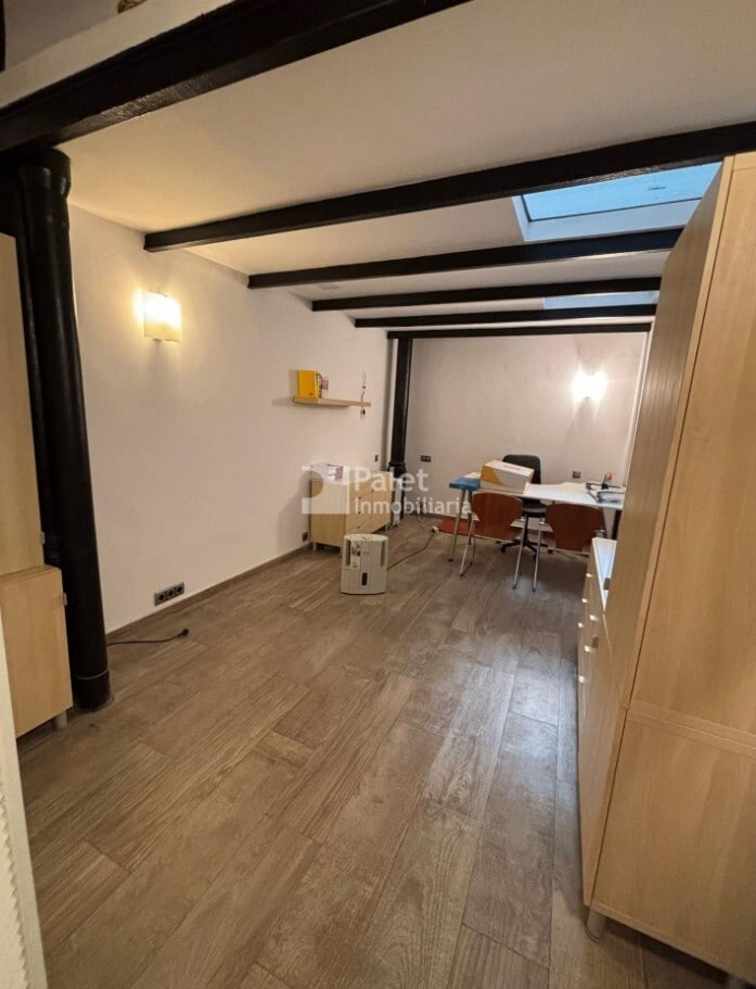 Retail in Barcelona, Barcelona to rent Interior Photo- Image 1 of 5