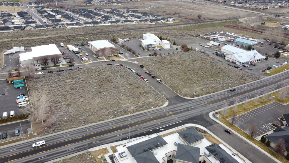 West Clearwater Avenue, Kennewick, WA for sale - Building Photo - Image 2 of 5