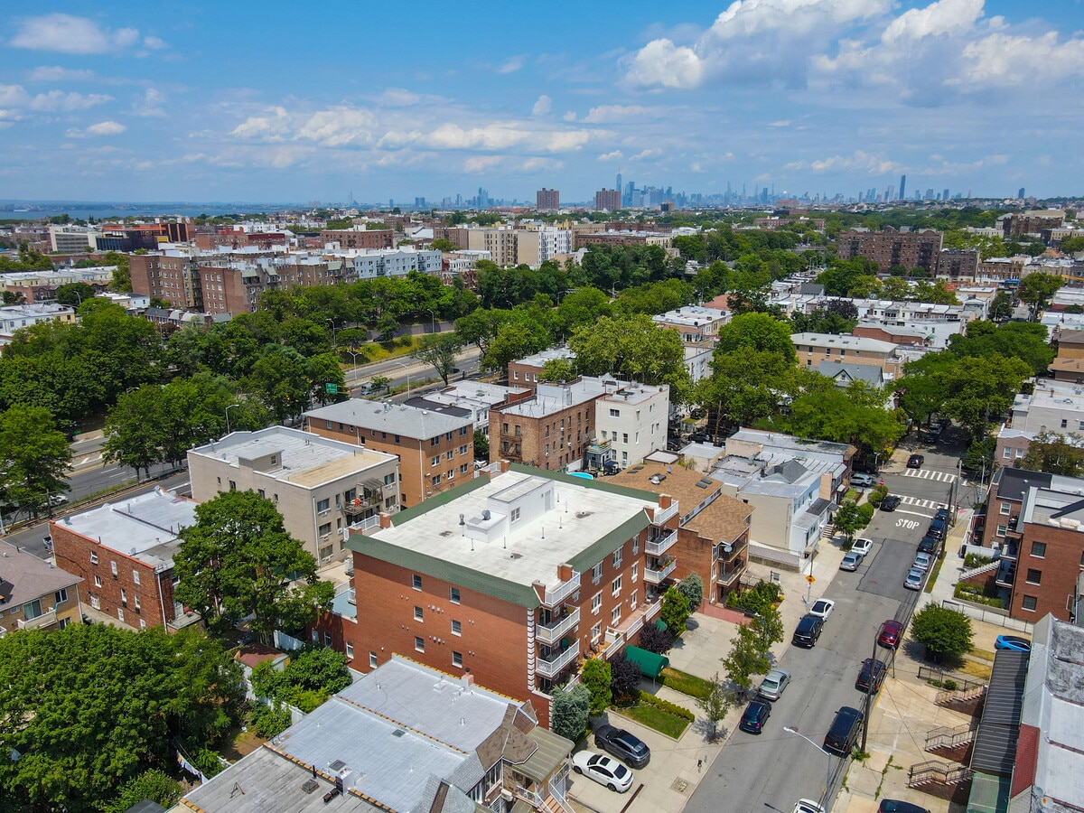 118 Battery Ave, Brooklyn 11209 Office for Sale