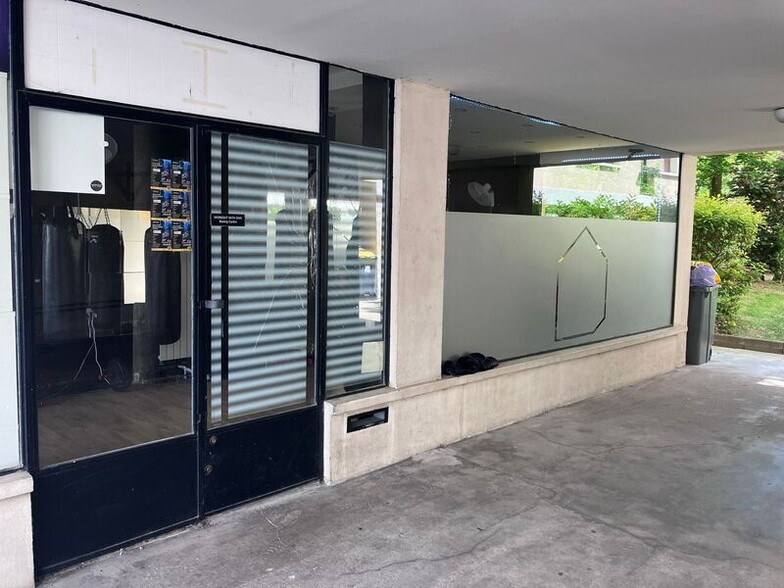Retail in Boulogne-Billancourt for sale - Building Photo - Image 2 of 6