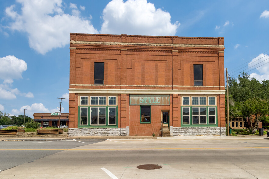 114 N Houston Ave, Denison, TX for sale - Building Photo - Image 1 of 15