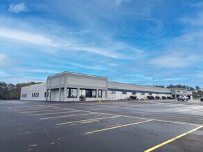 3065 Union Rd, Orchard Park, NY for rent Building Photo- Image 1 of 6