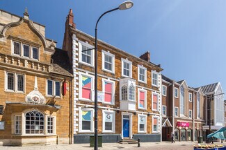 More details for 32 Market Sq, Northampton - Retail for Rent