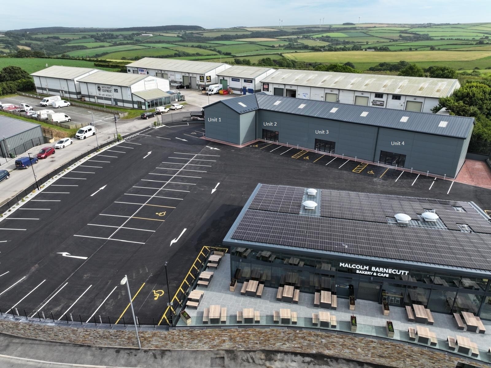 1-4 Estuary Retail Park, Wadebridge to rent Building Photo- Image 1 of 11