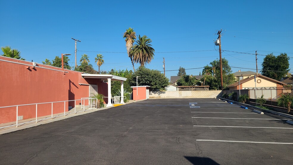 630 N Park Ave, Pomona, CA for rent - Building Photo - Image 2 of 6