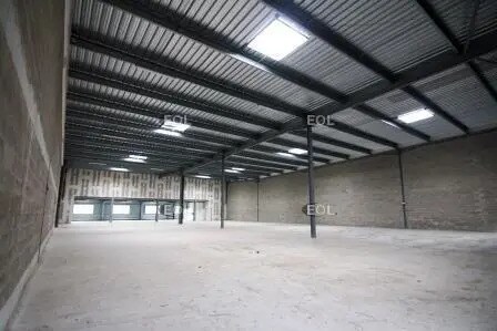 Light Industrial in Lisses to rent - Interior Photo - Image 3 of 5