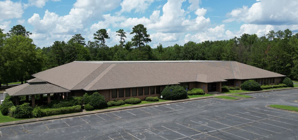 2300 Brookstone Centre Pky, Columbus, GA for rent - Building Photo - Image 3 of 7