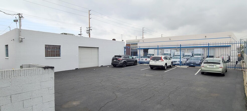 11048 S La Cienega Blvd, Inglewood, CA for sale - Building Photo - Image 1 of 1