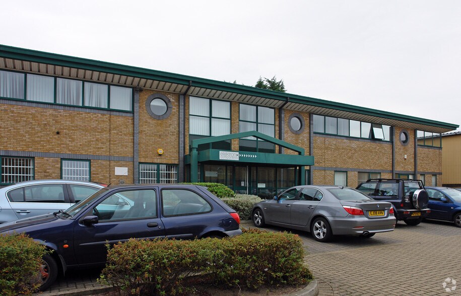 Spilsby Rd, Romford, RM3 8SB Office for Lease UK