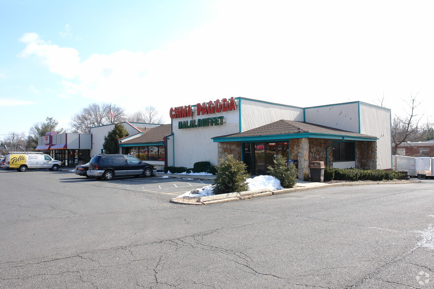 15-19 Us Highway 22, Green Brook, NJ for rent - Primary Photo - Image 1 of 12