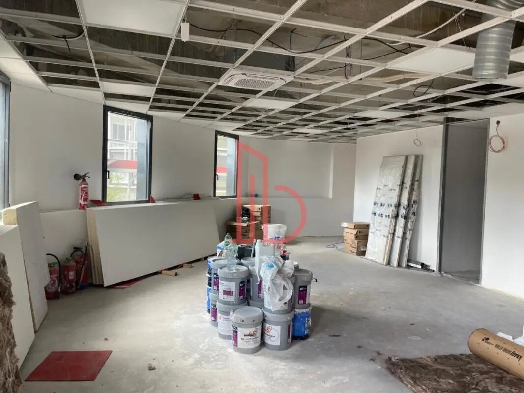 Office in Bruges to rent Interior Photo- Image 1 of 5