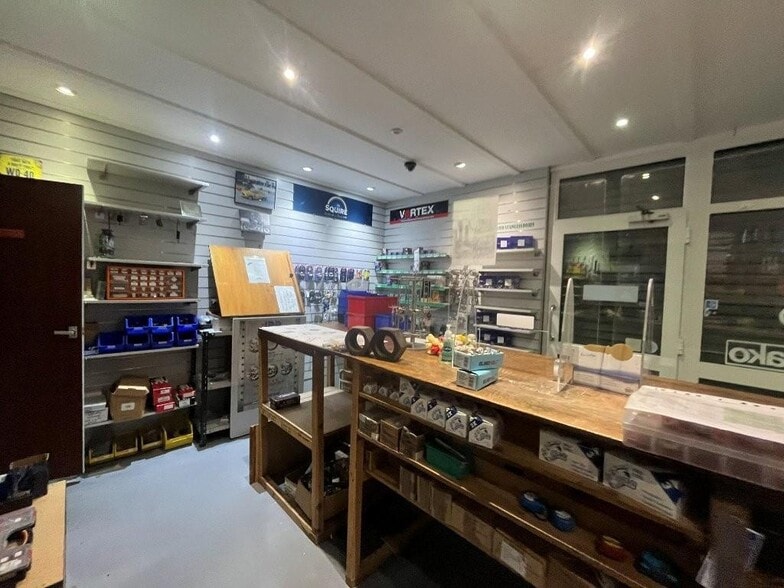 Boss Hall Rd, Ipswich to rent - Building Photo - Image 3 of 13