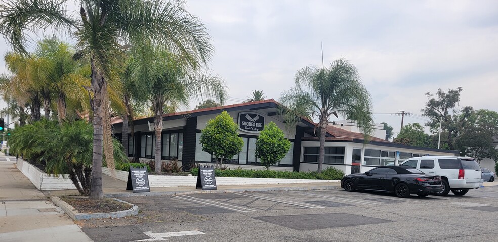 401 E Foothill Blvd, Pomona, CA for sale - Primary Photo - Image 1 of 10